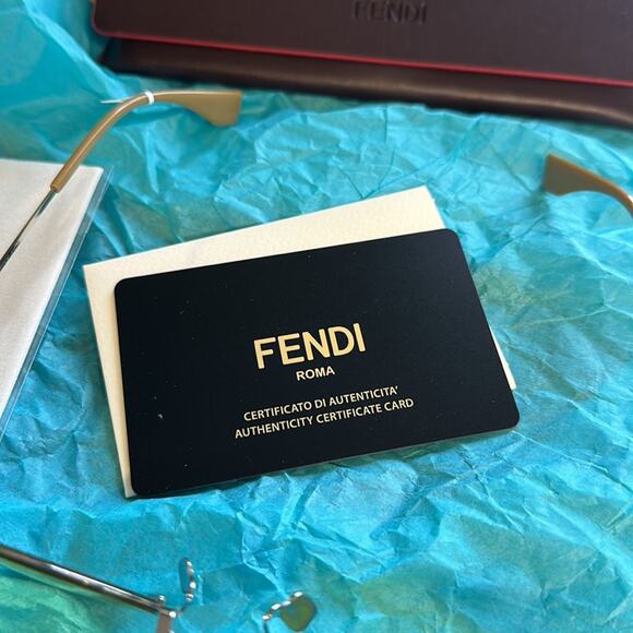 Fendi 51mm Cat Eye Sunglasses yellow - Picture 9 of 9